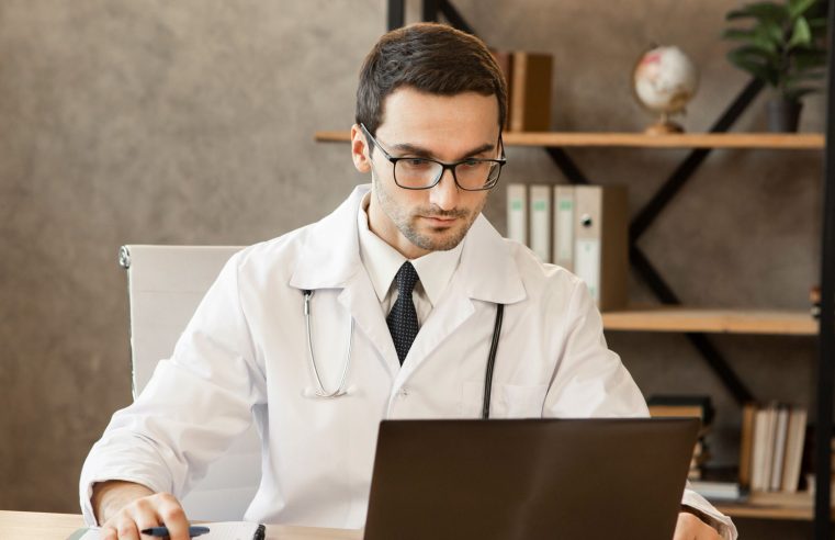 Como Gerenciar o Fluxo de Caixa de uma Clínica Médica com Contabilidade Digital